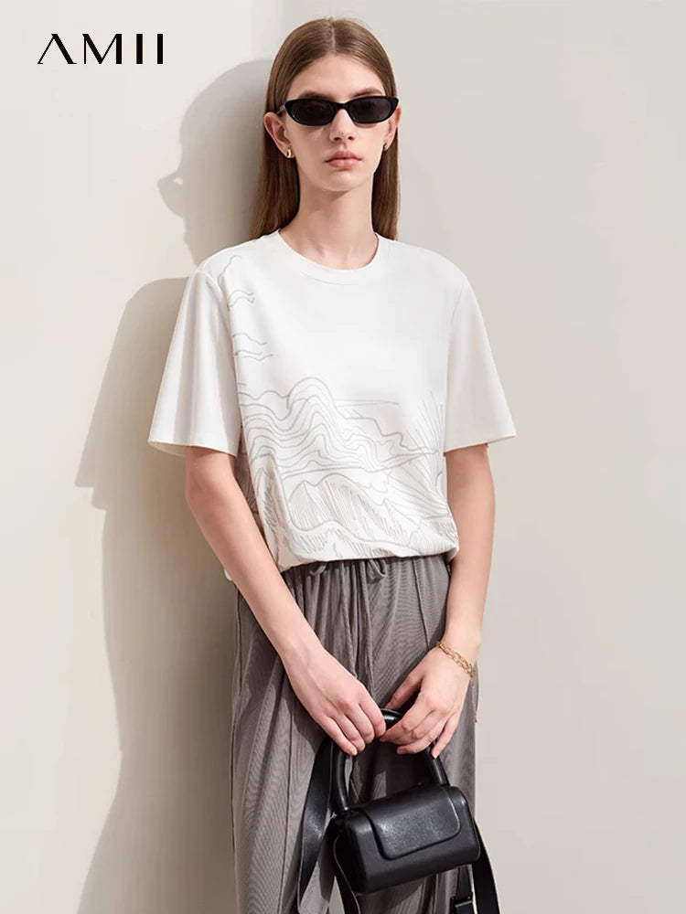 Damen T-Shirt mit minimalistischer Stickerei im lässigen Stil für den Sommer