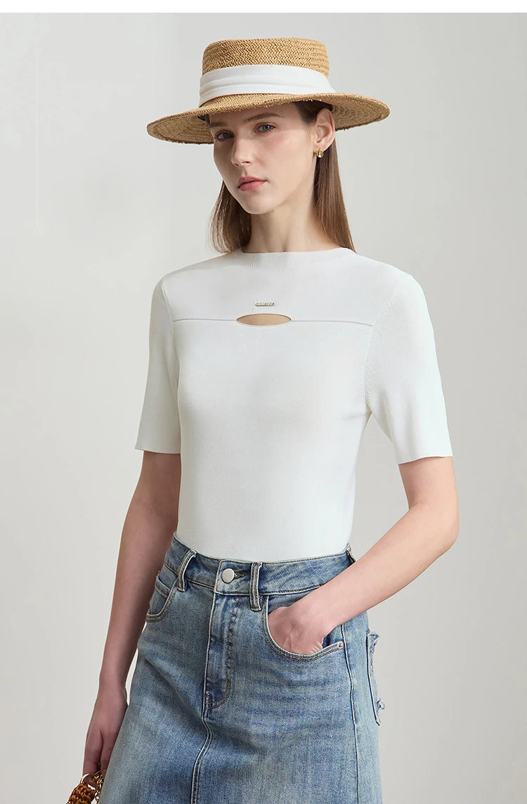 Kurzärmliger Strickpullover in Offwhite mit Aussparung vorn