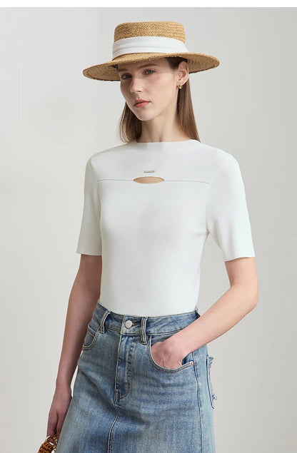 Kurzärmliger Strickpullover in Offwhite mit Aussparung vorn