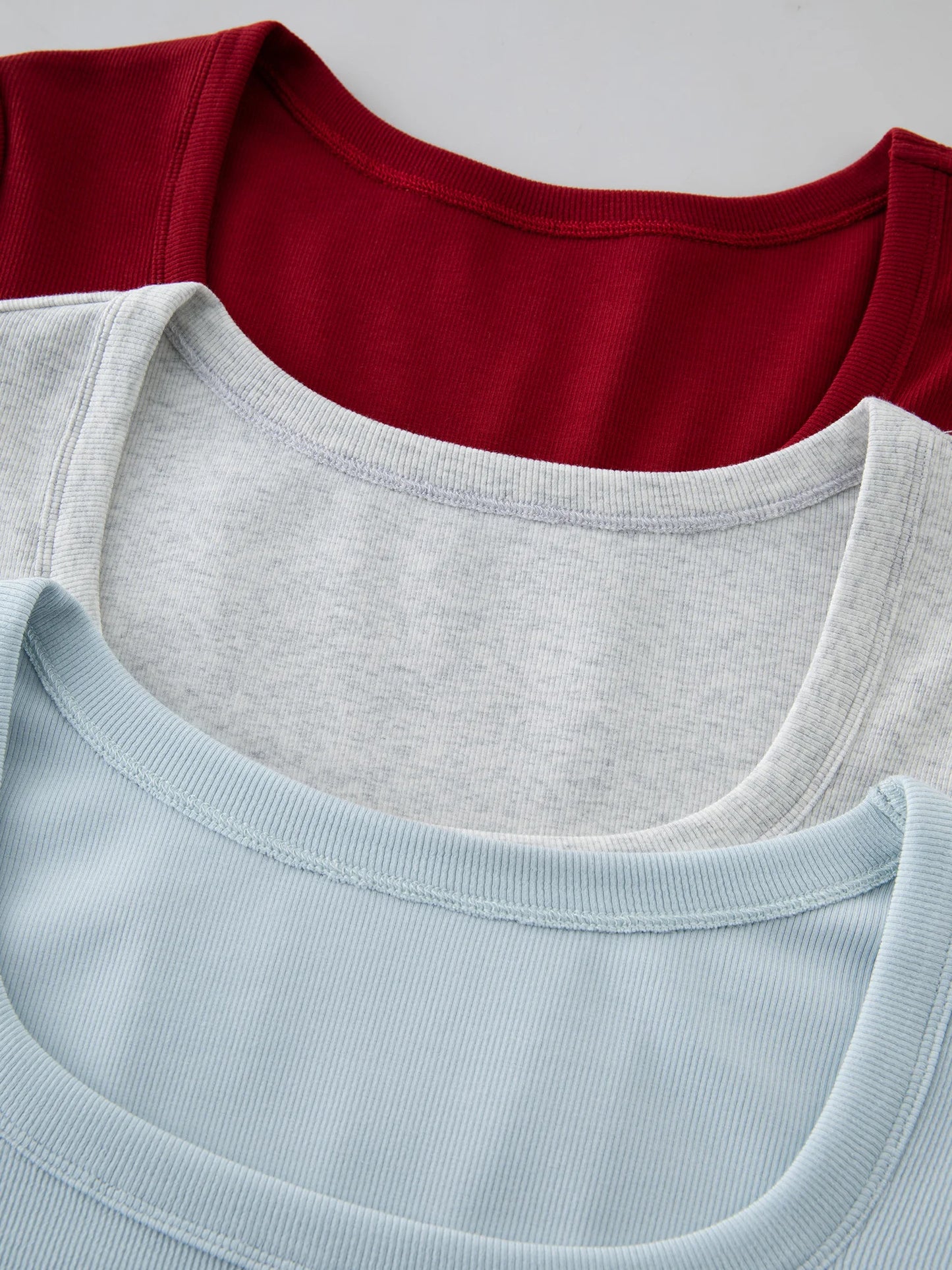 Baumwoll-T-Shirt in Übergröße mit 3D-Blumenstickerei und Rundhalsausschnitt – vielseitig und figurbetont für den Büroalltag