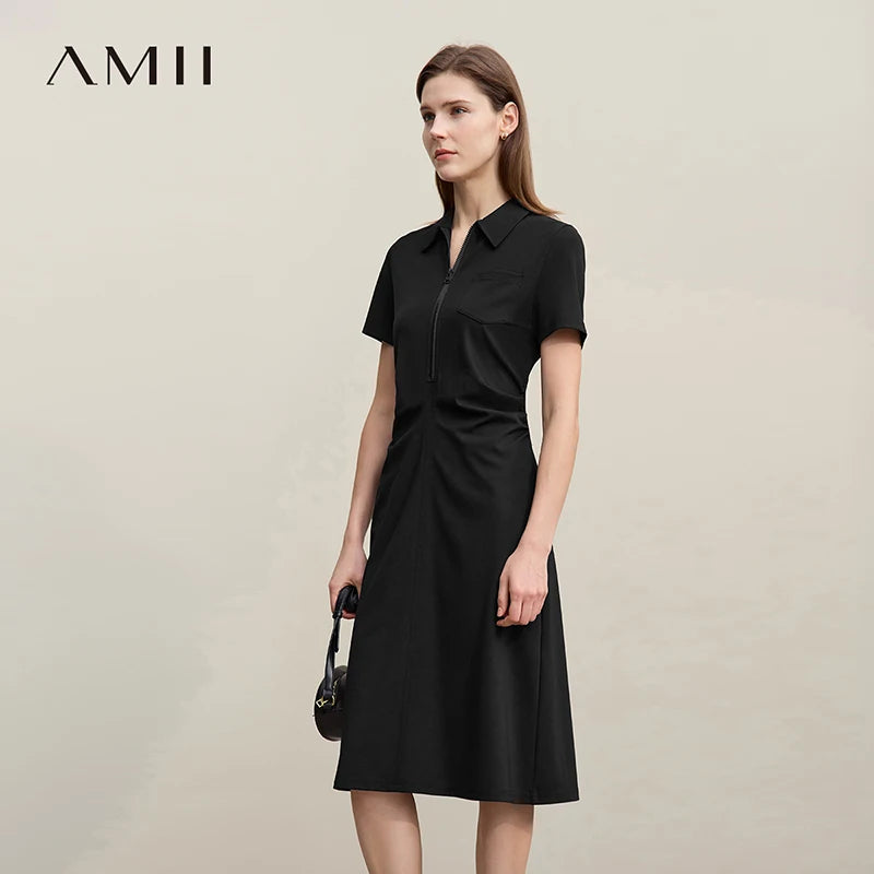 Stylisches Damenstrickkleid Mit Reverskragen Und Stretchstoff