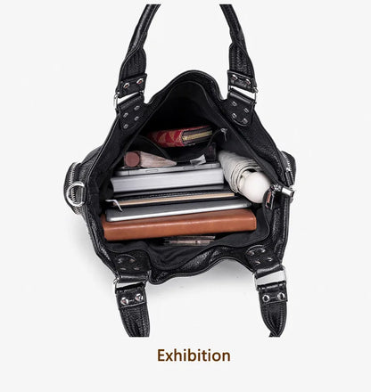 Damen-Hobo-Tasche aus Kunstleder in Silber mit Verstellbarem Tragegurt und Mehrfachfächern