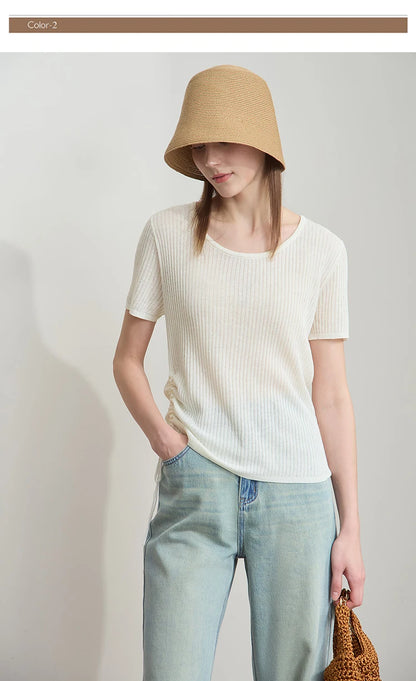 Damenpullover mit Rundhals, kurzärmlig, einfarbig in hellem Creme, gerippte Optik