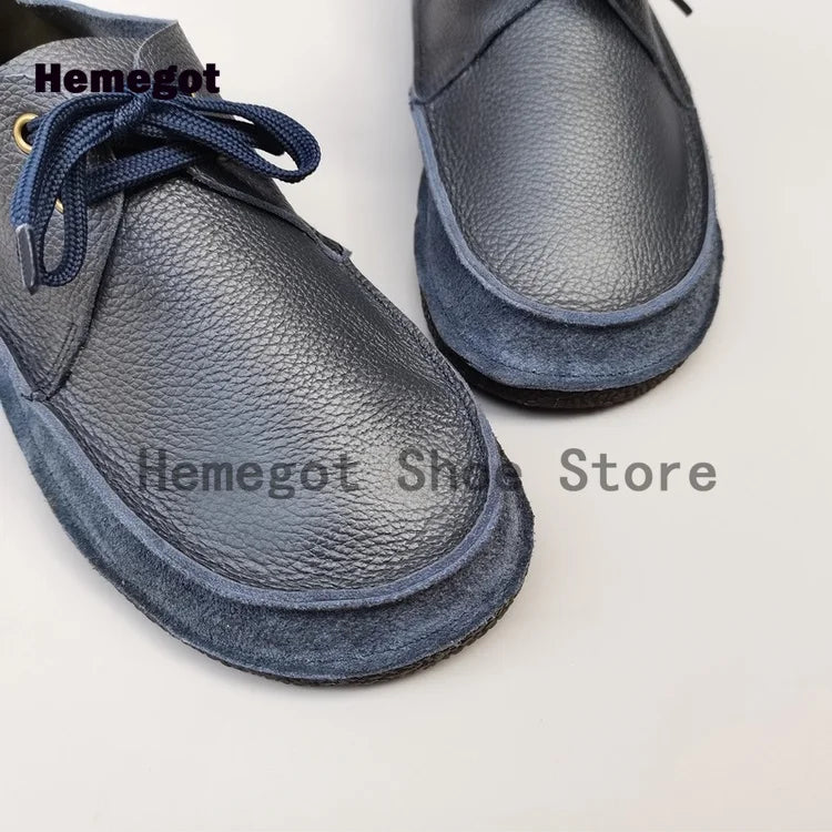 Herren-Schnürschuhe aus Leder, dunkelblau, Detailansicht Vorderseite und Schnürung