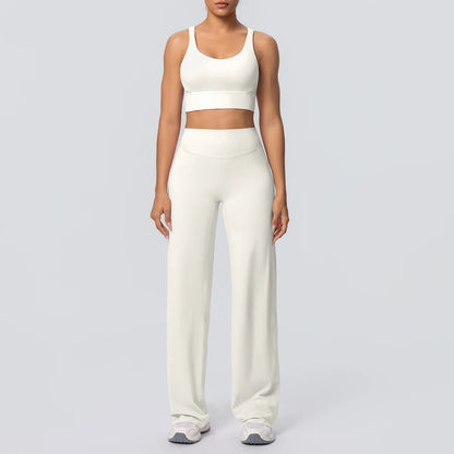 Damen-Sportset in Hellivory: Crop-Top und lange weite Hose im Set