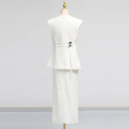 Elegantes Damenkleid mit Rundhalsausschnitt, kurzen Ärmeln und Pailletten-Patchwork-Design – ideal für besondere Anlässe.