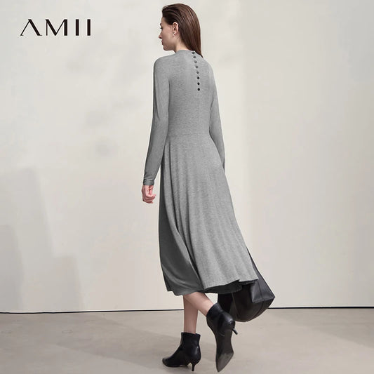 Grau meliertes Damen-Strickkleid mit lockerem Schnitt, Rundhalsausschnitt und langen Ärmeln