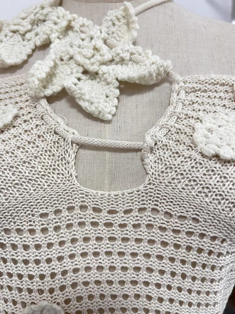 Hochwertiges Damen-Strickshirt mit V-Ausschnitt und Hohldesign – perfekt fürs Büro