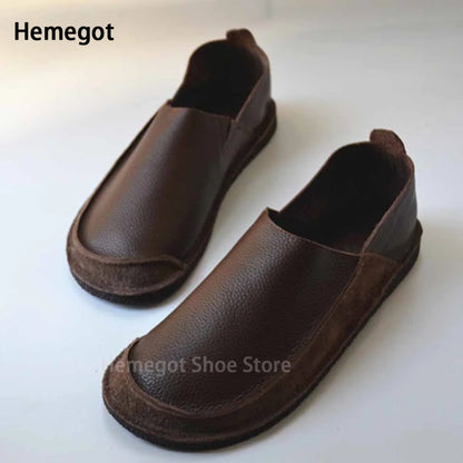 Braune Herren-Loafer aus Leder, Schlupfschuhpaar mit schwarzem Innenfutter