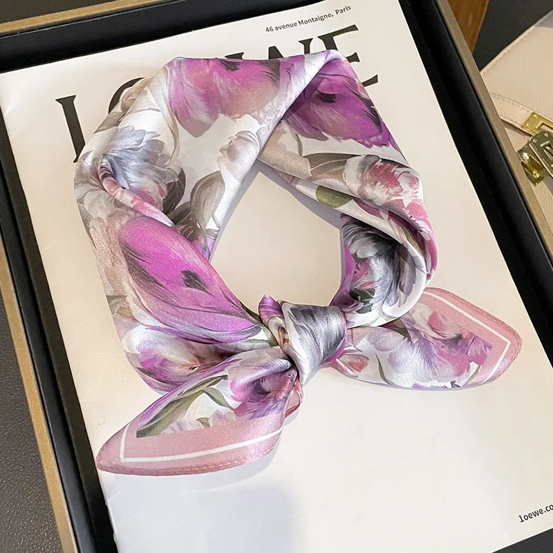 Damen Seidenschal 53cm quadratisch Pferdprint Luxus Halstuch Hijab Bandana
