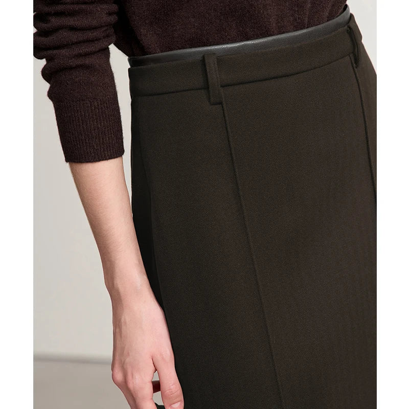 A-Linien-Midirock, olivbraun/dunkel, mit glattem Bund und Stufennaht