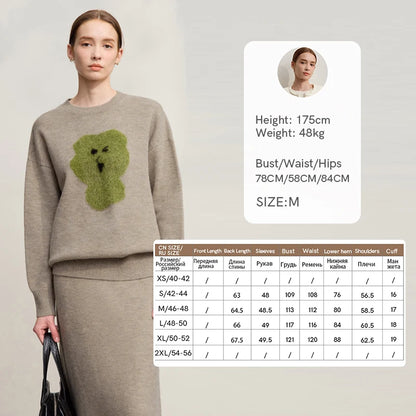 Beiger Damenpullover mit rundem Halsausschnitt und grünem Jacquard-Tiermotiv