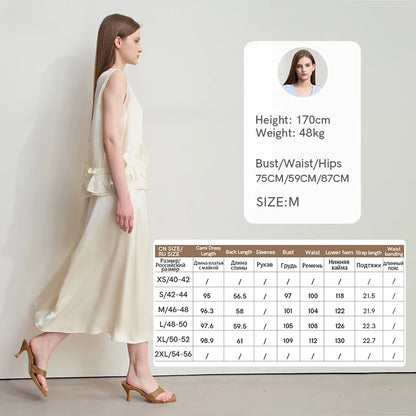 Elegantes Damen Kleid Aus Seide Mit Floral Muster Und Komfortabler Schnitt