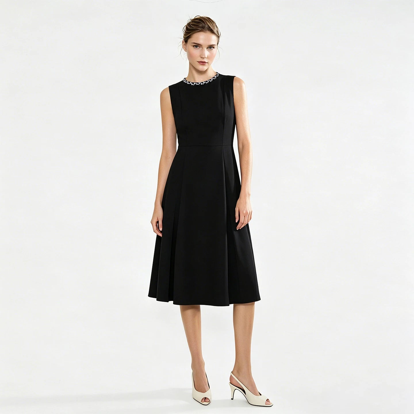 Modernes Ärmelloses Bürokleid Für Damen Mit Optimalen Schnitt