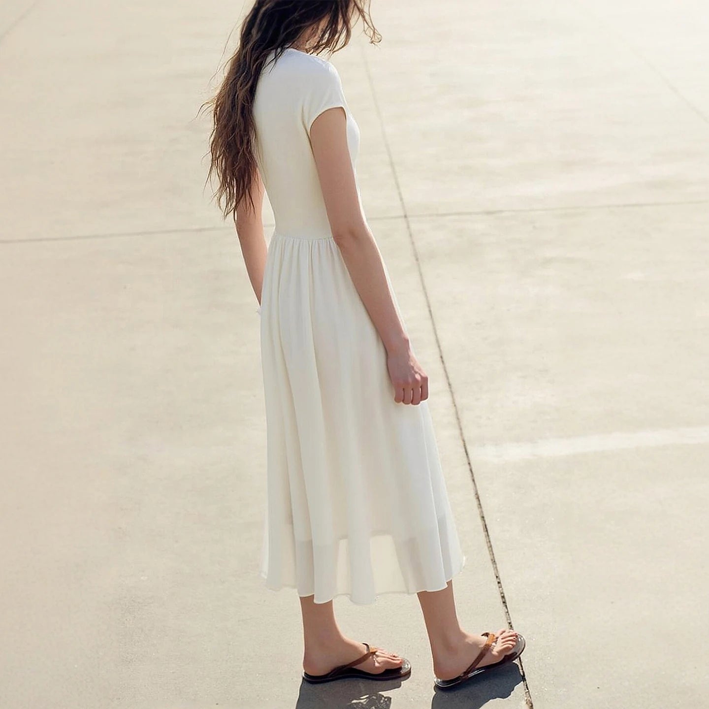 Attraktives Damenkleid Mit Komfortpassform Für Arbeit Und Freizeit