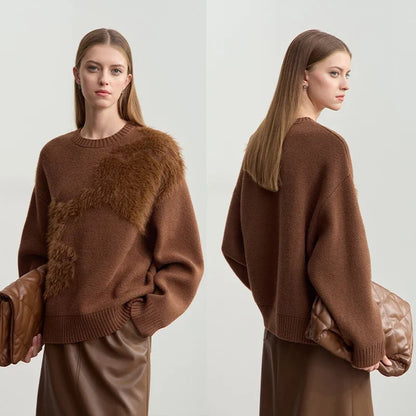 Damenpullover in Braun, Vorder- und Rückansicht mit flauschigem Effekt und lockerer Silhouette