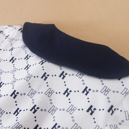 Bedrucktes Polokleid für Mädchen mit marineblauem Kragen, kurzärmliges A-Linien-Kleid mit Monogramm-Muster, weiße Sommerkleider für Kinder