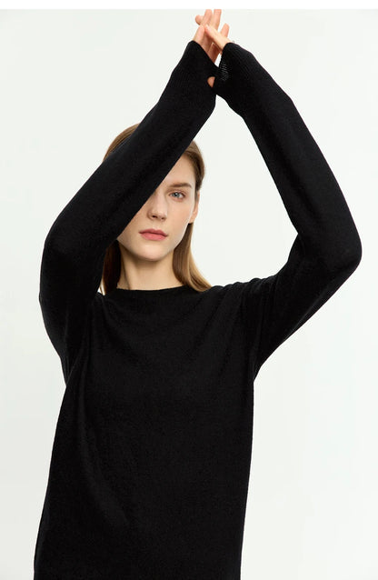 Schwarzer Langarmpullover mit rundem Ausschnitt und weichem, elastischem Bündchen