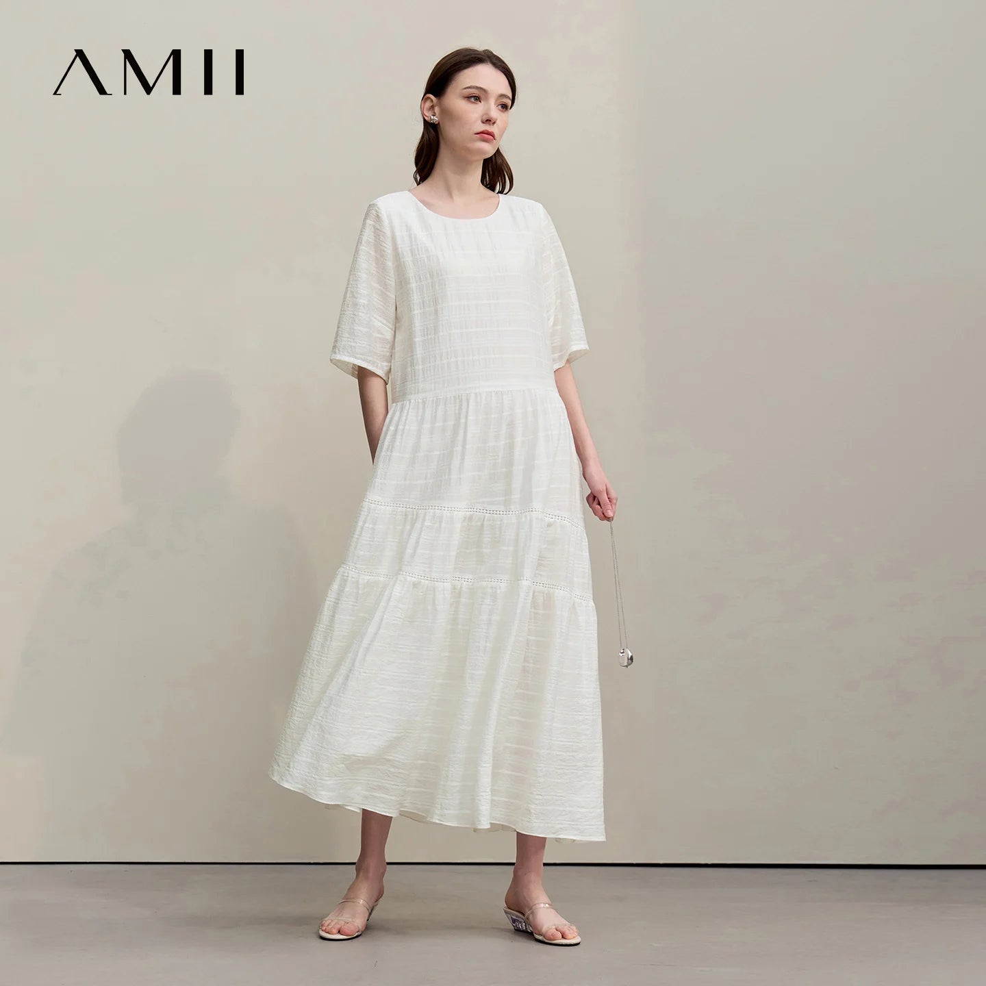 Elegantes Damen Kleid Mit Asymmetrischem Saum Büro