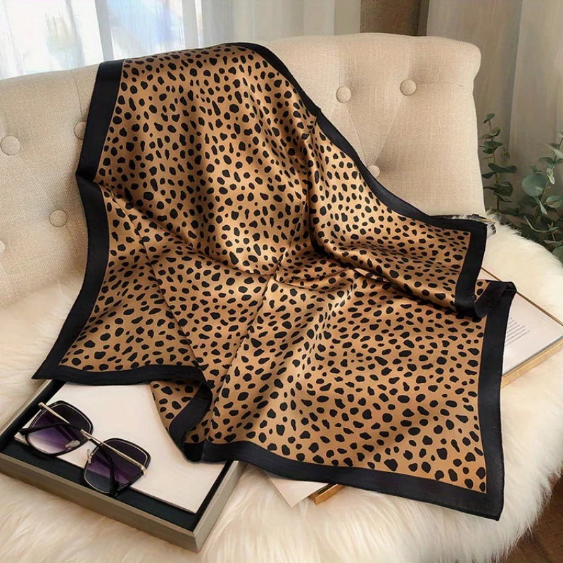 Damen Seidenschal 53cm Leopardprint quadratisch Luxus Hijab Bandana Stirnband B