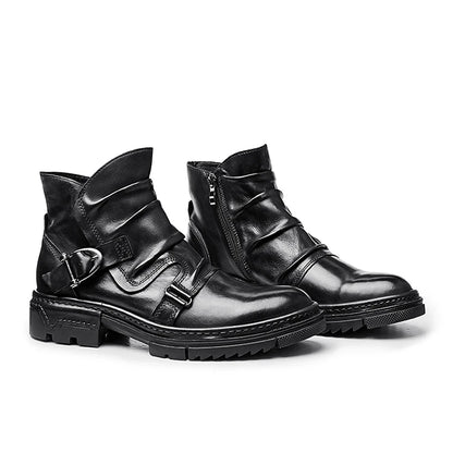 Motorrad-Hochstiefeletten aus Lederoptik, Schnallenriemen und Ziernaht, schwarze Profilsohle