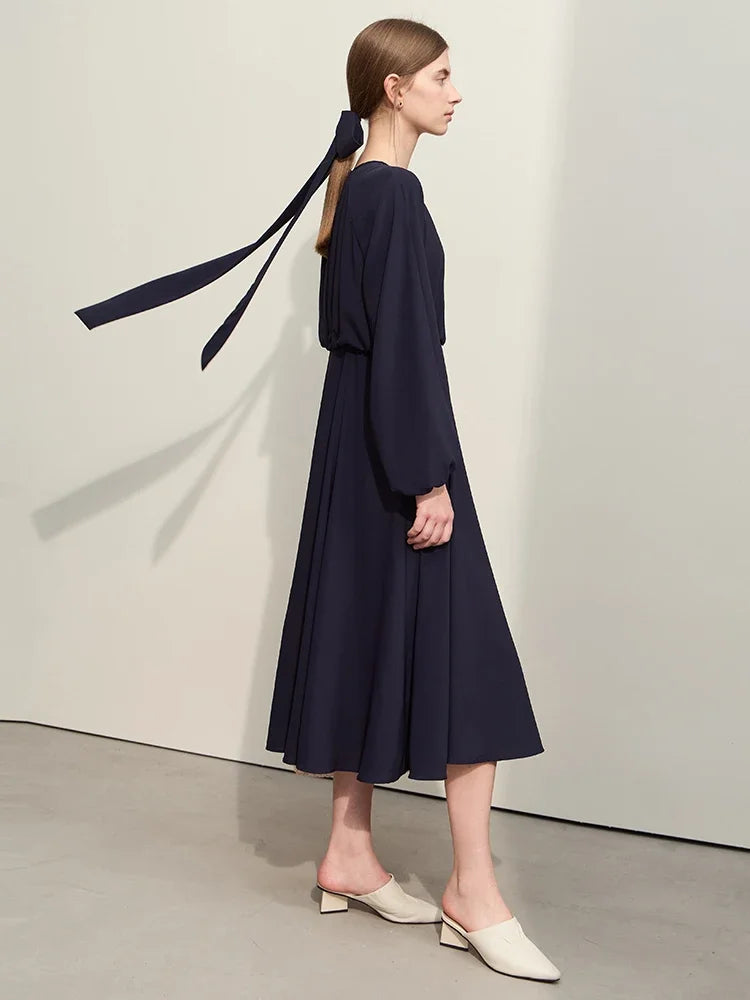 Zeitloses Damenkleid Aus Chiffon Mit Laternenärmeln Bürodamen