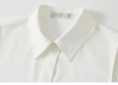 Hochwertige Satinbluse für Damen mit V-Ausschnitt und Prinzessärmeln – ideal fürs Büro.