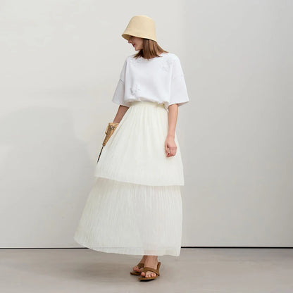 Langer Damenrock mit Taillenbund, helles Plissee in Creme/Apricot, mehrlagig