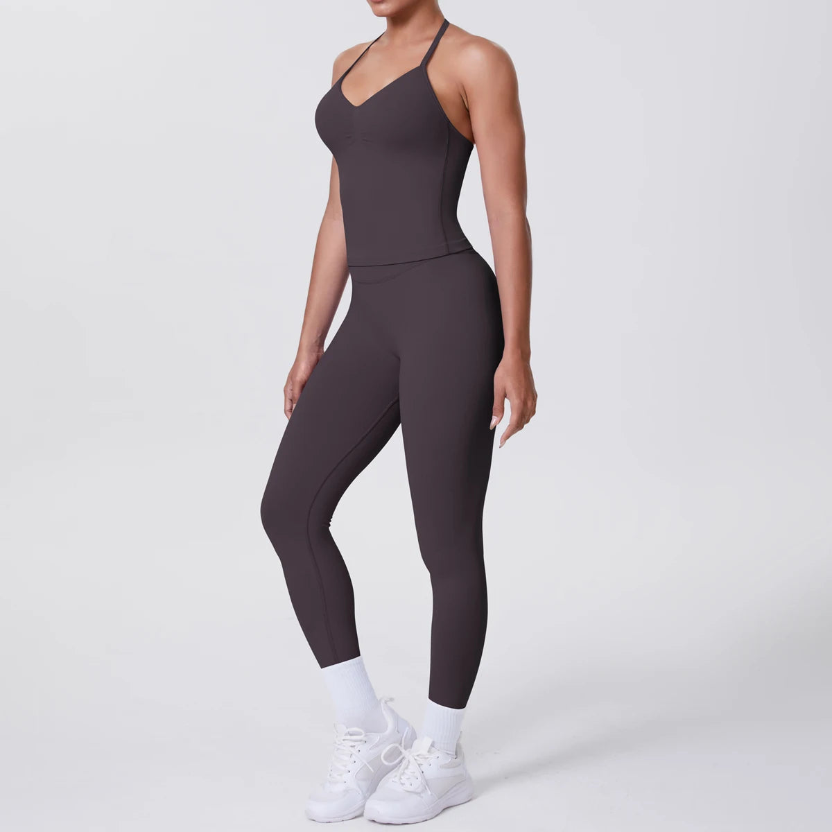 Damen-Yoga-Set in Dunkelgrau: Trägertop und nahtarme Leggings im Set