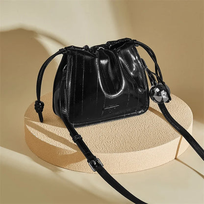 Damen Schultertasche Aus Synthetischem Leder+Split-Leder Mit Kordelzug