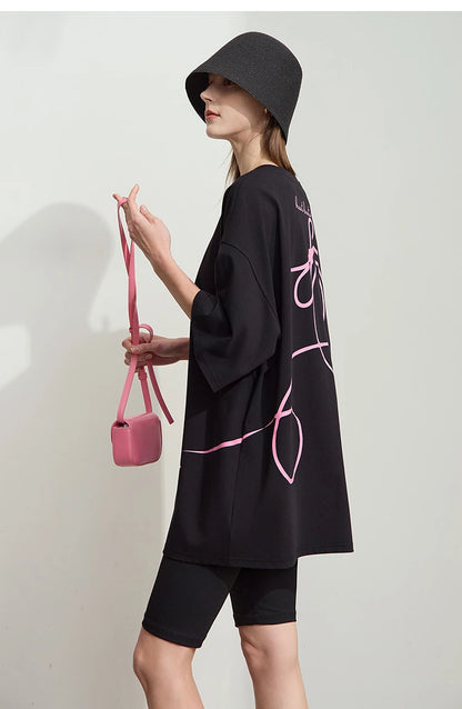 Damen T-Shirt aus ultraloch Stretch-Baumwolle mit Buchstaben-Bowknot-Aufdruck