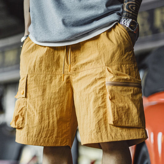 Herren Cargo-Shorts in Gelb mit schnell trocknendem Material und Taschen