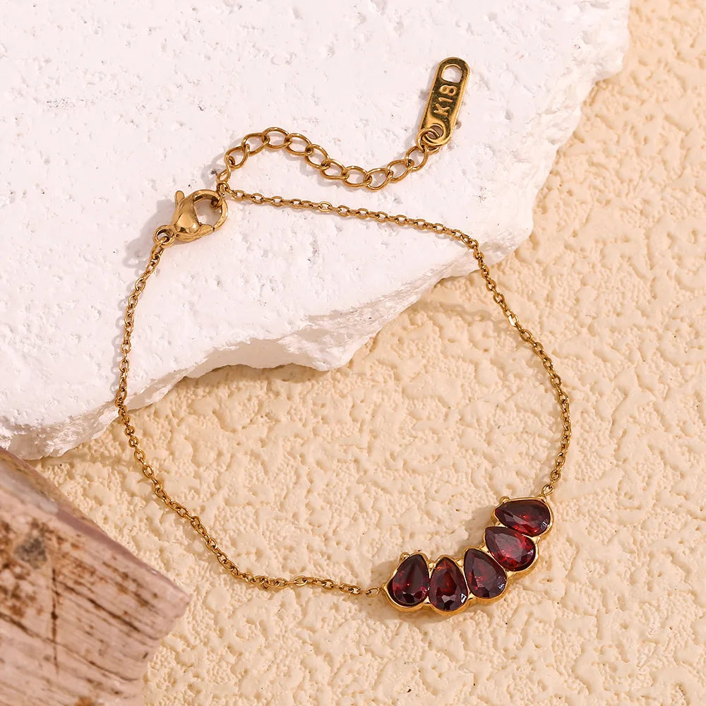 Damen-Armband mit roten Wassertropfen-Zirkonia