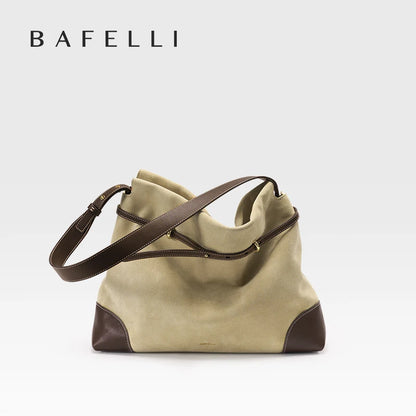 Beige Wildlederhandtasche mit Schultergurt, breiter Öffnung und Reißverschlussfach
