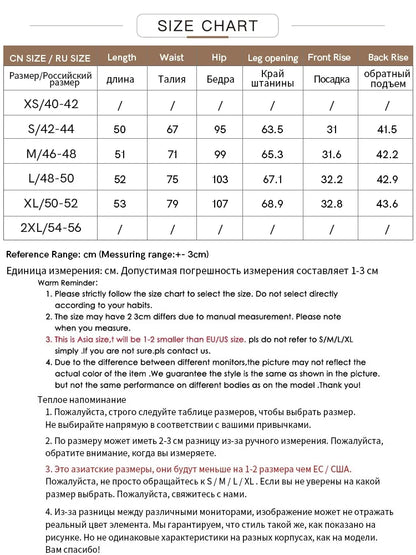 Damen Shorts im minimalistischen Stil mit breitem Bein und Taschen