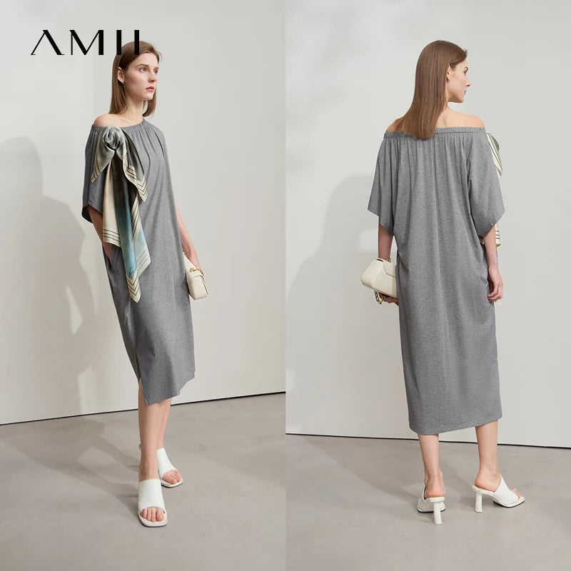 Stilvolles Frauen Freizeitkleid Mit Bequemer Passform Und Sommerdruck
