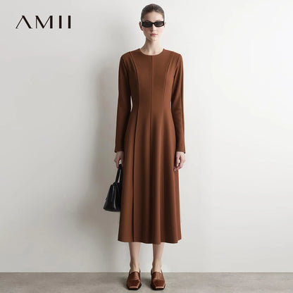 Elegantes Tailliertes Kleid Mit Stretch Für Bürodamen