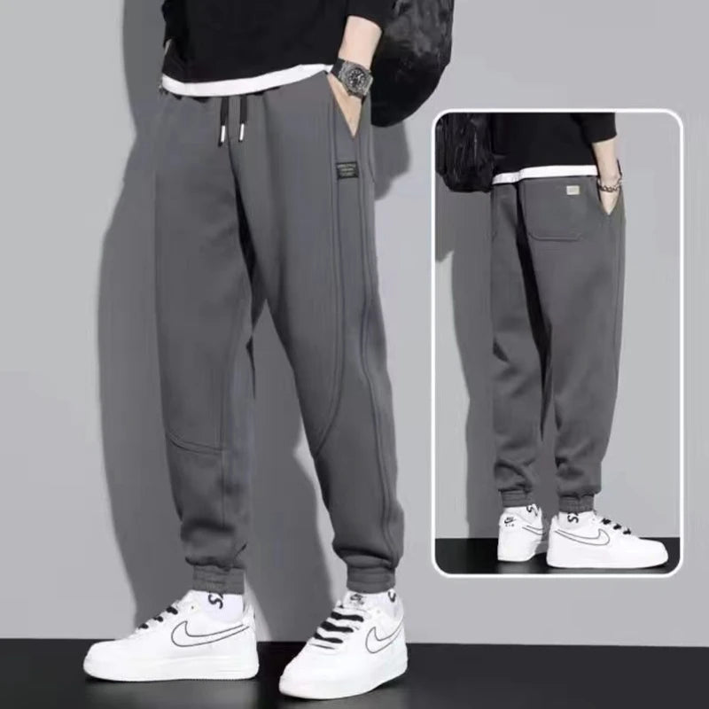 Warme Herren-Sporthose mit Kordelzug im lockeren japanischen Stil – ideal für Herbst und Winter