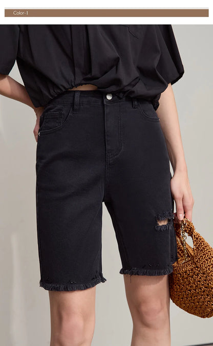 Damen Denim Shorts im minimalistischen Casual-Stil mit Zipper und Loch-Dekoration