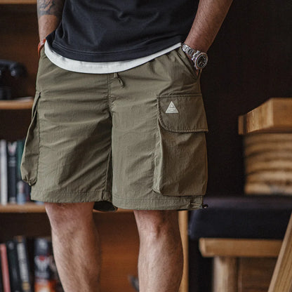 Herren Shorts mit Kordelzug Design und mehreren Taschen für den Sommer
