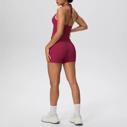 Yoga-Set mit Racerback-Top und kurzen Shorts, weinrot, seitliche Passform vorne