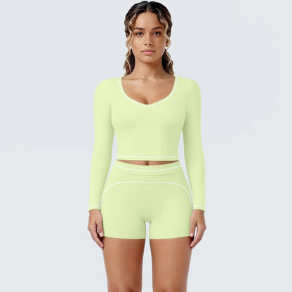 Yoga-Set Hellgrün mit langarmigem Crop-Top und Shorts, Kontrastlinien