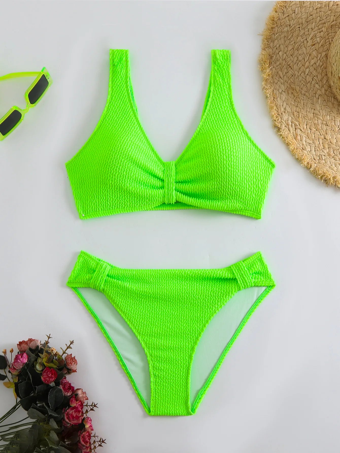 Braunes Bikini-Set mit Push-up-Effekt – verführerische Bademode für Strand und Pool