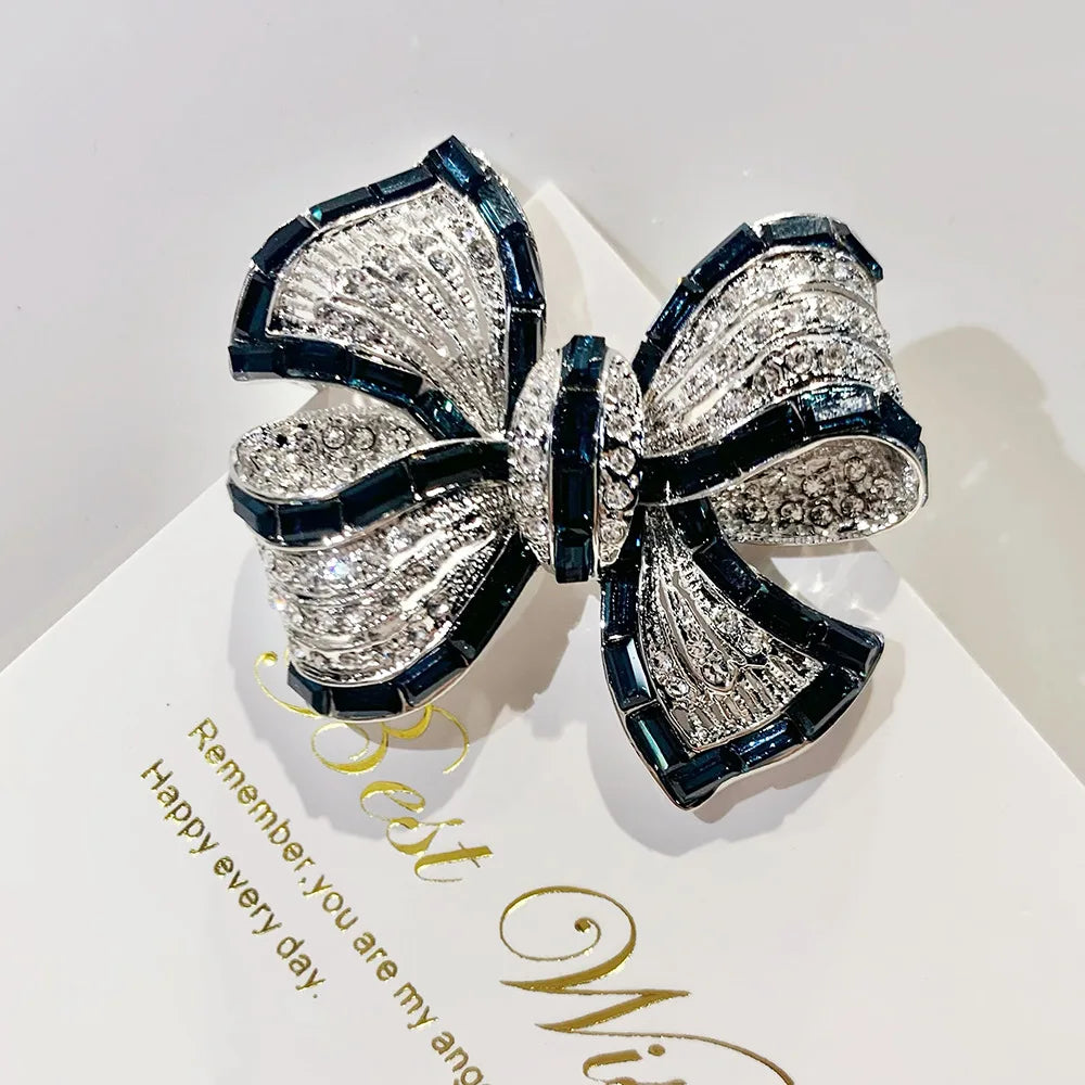 Brosche Schleife Kristall Perle Glänzend Boutique Geschenk Damen