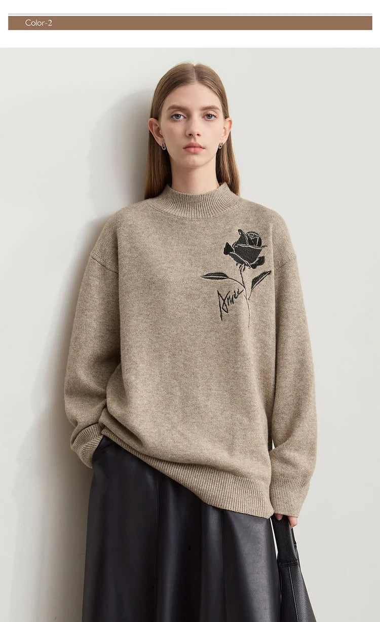 Damenpullover in Camel mit Rosen-Stickerei, Rundhalsausschnitt, lange Ärmel