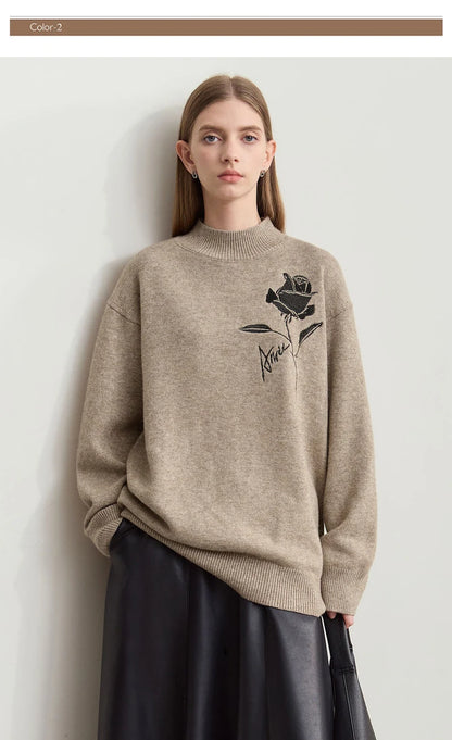 Damenpullover in Camel mit Rosen-Stickerei, Rundhalsausschnitt, lange Ärmel