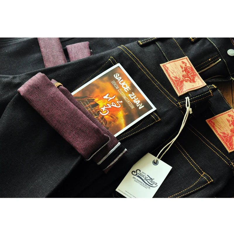 Herren Jeans aus Selvedge Denim mit doppelseitiger Färbung und gerader Passform
