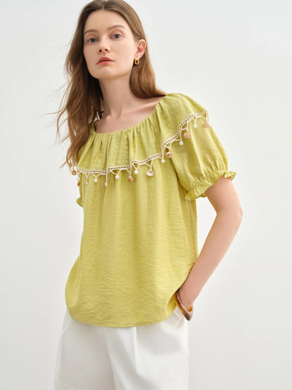 Kurzärmeliges T-Shirt im minimalistischen Stil mit Buchstabenstickerei – vielseitiges, lässiges Modeoberteil für den Sommer