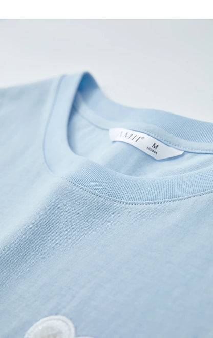Damen T-Shirt im minimalistischen Stil mit bestickten Liebesperlen für den Sommer