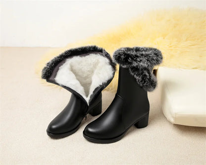 Damen Stiefel aus echtem Leder mit quadratischem Absatz und Fellfutter